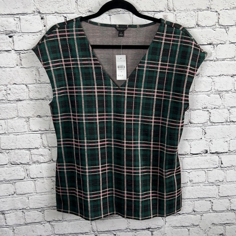 Ann Taylor Plaid knit blouse